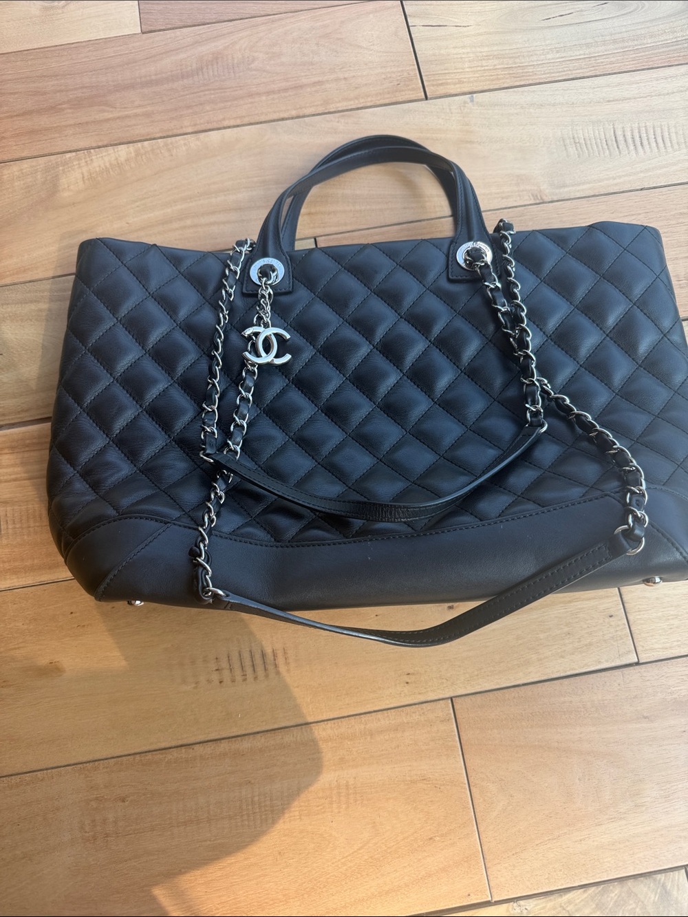 CHANEL Black Quilted Leather Chain-Handle Tote